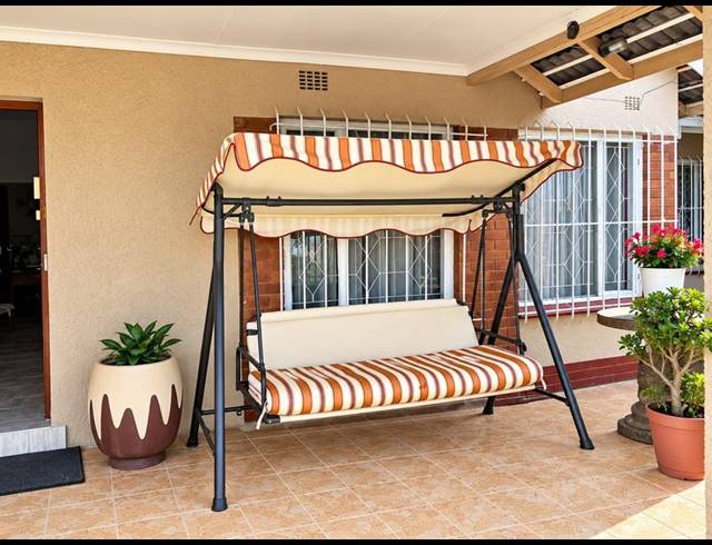 4 BEDROOM HOUSE FOR SALE IN VAN DYK PARK